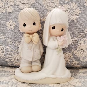 1979 - Vintage Precious Moments - Bride & Groom